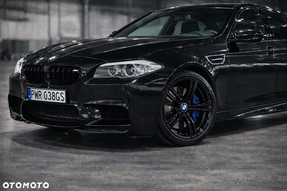 BMW M5 Standard - 11