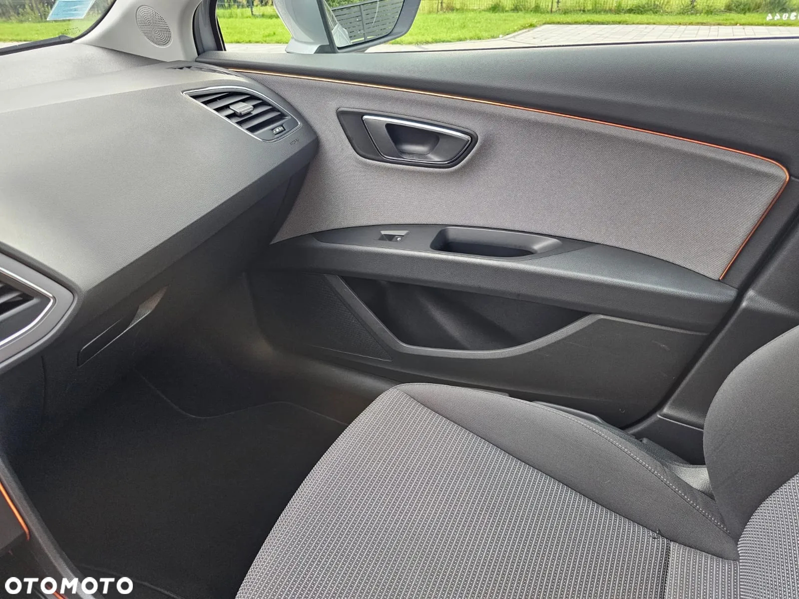 Seat Leon 1.6 TDI DSG Xcellence - 21