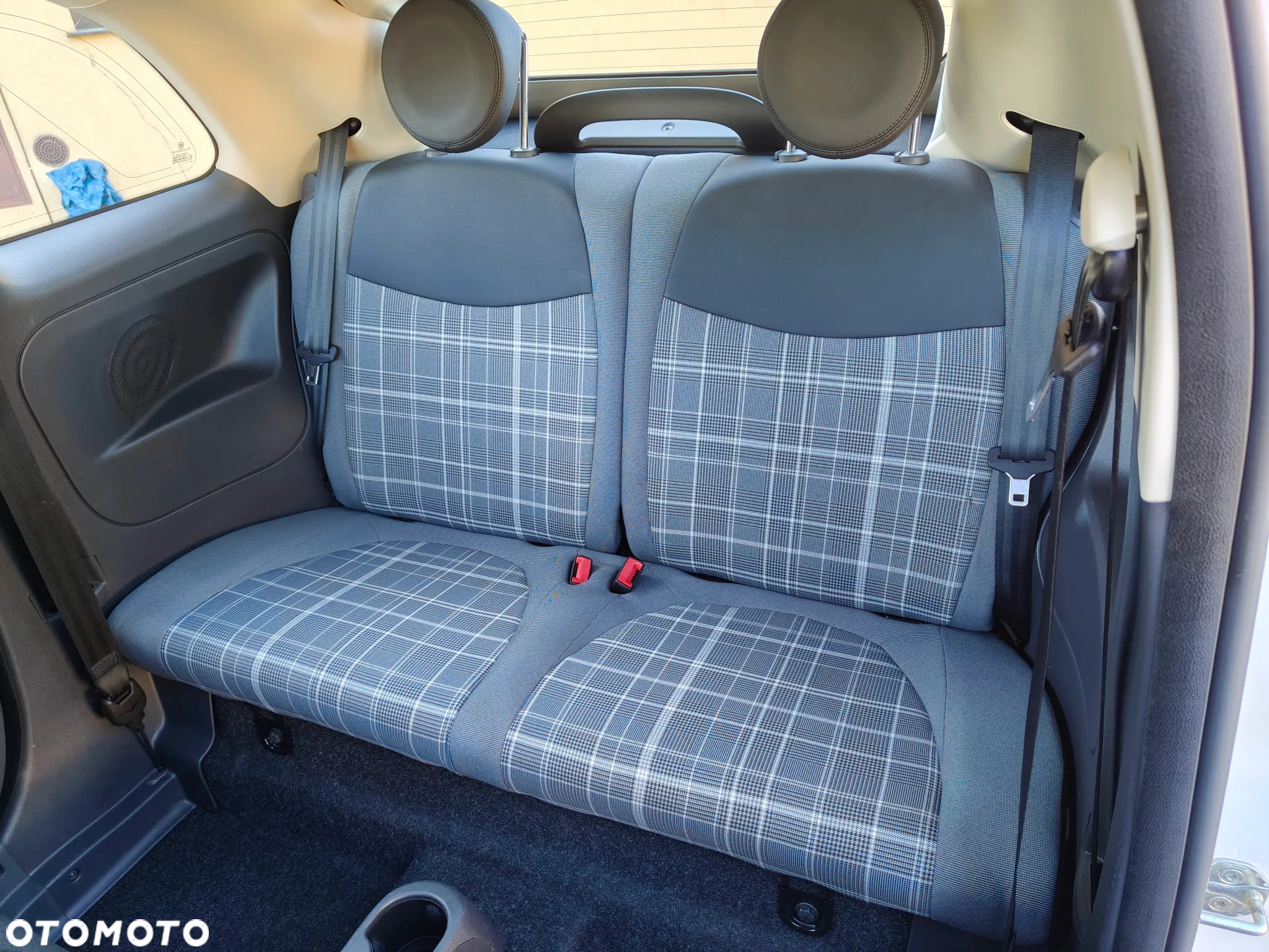 Fiat 500 C 1.2 8V Lounge - 29