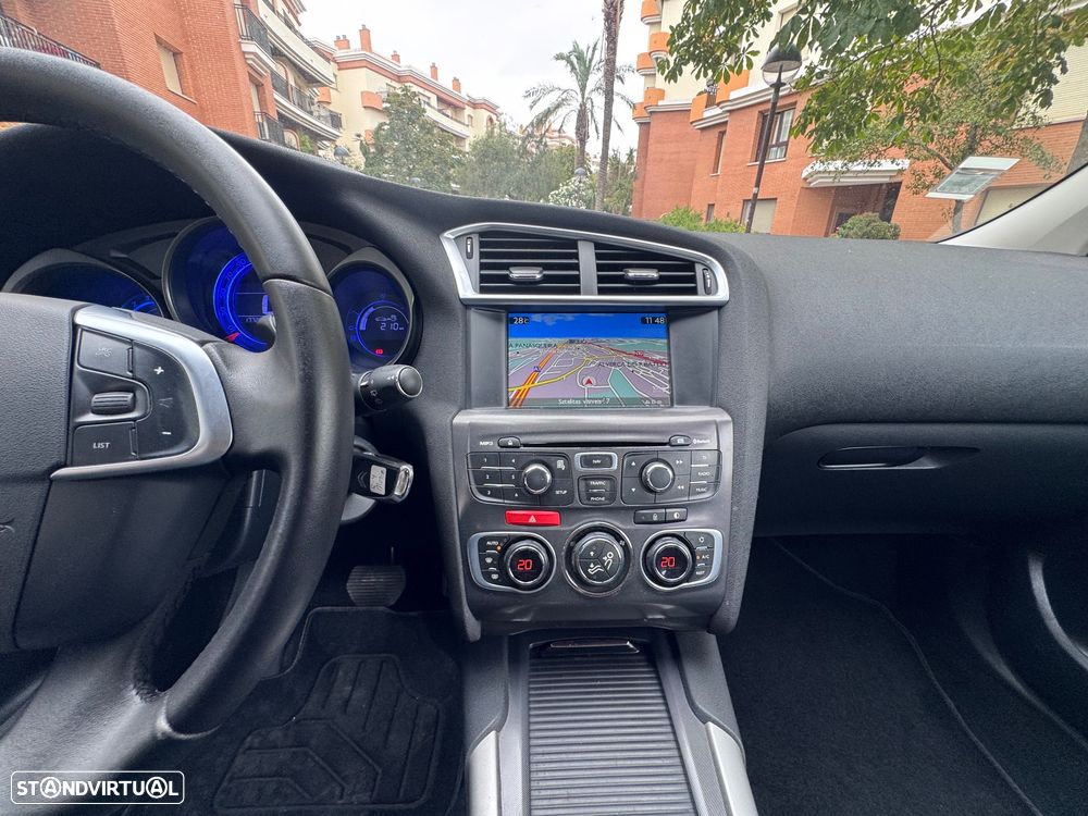Citroën C4 e-HDi 115 ETG6 Tendance - 16
