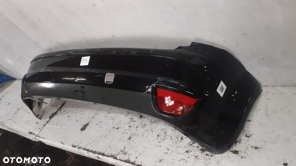 # ZDERZAK TYŁ TYLNY DO FORD FOCUS MK2 II HB F3 - 4