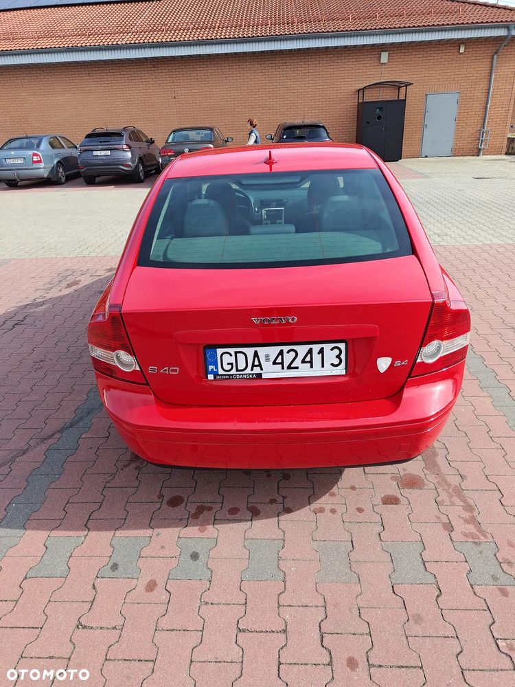 Volvo S40 2.4i - 7
