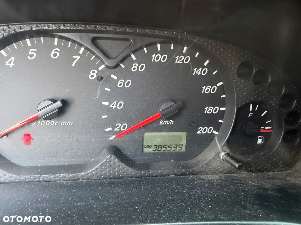 Mazda Tribute 4x4 Comfort - 4