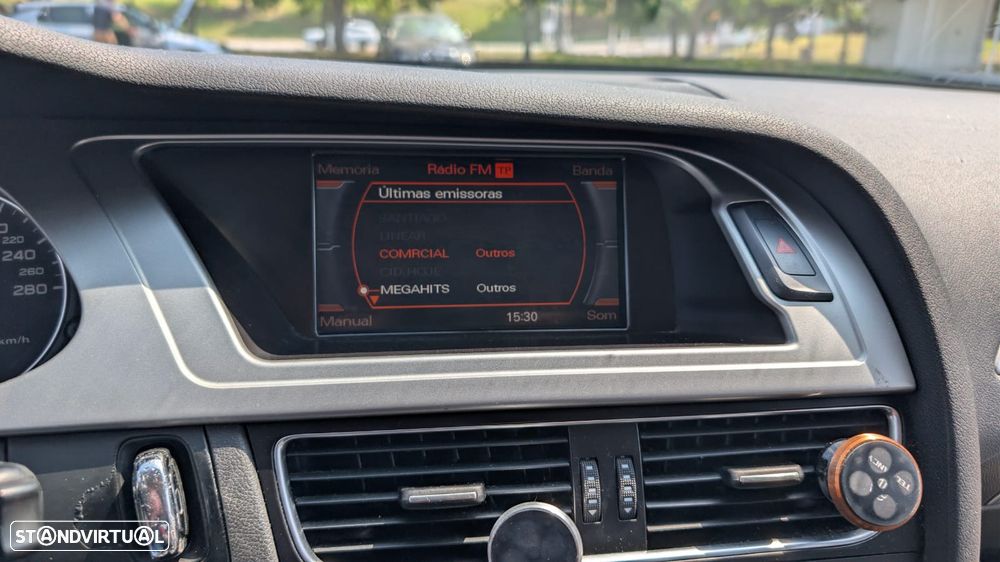 Audi A4 Avant 2.0 TDI DPF Ambition - 15