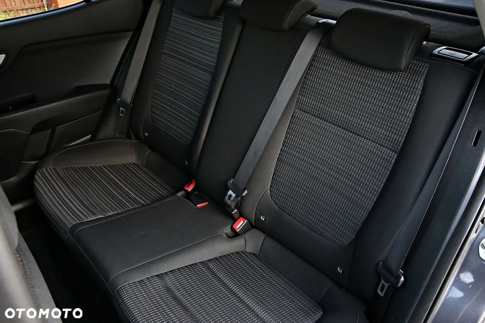 Kia Stonic - 35