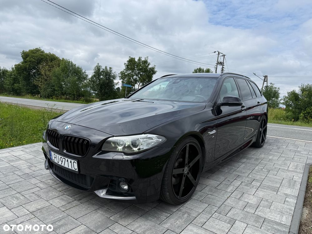 BMW Seria 5 525d Sport-Aut Luxury Line - 32