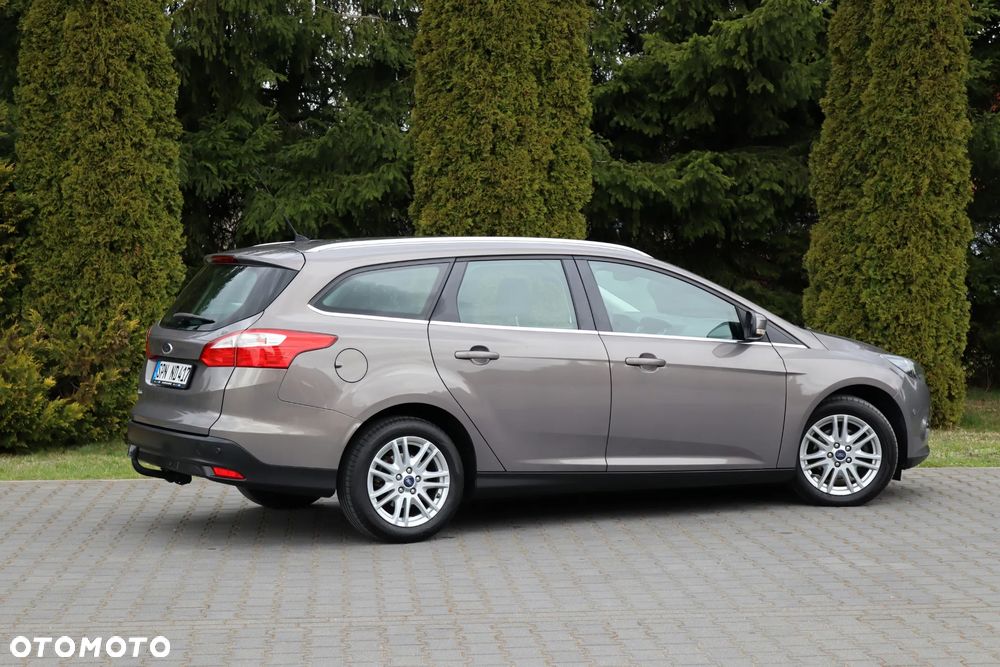 Ford Focus SW 1.6 TDCi DPF S&S Titanium - 20