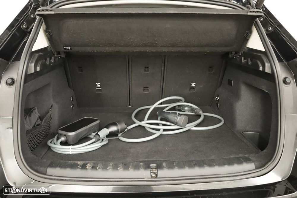 BMW X1 xDrive25e - 26