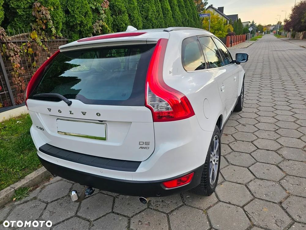 Volvo XC 60 D5 AWD Summum - 8