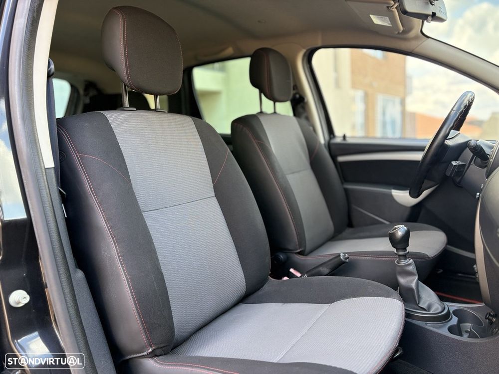 Dacia Duster 1.5 dCi SL Delsey - 12