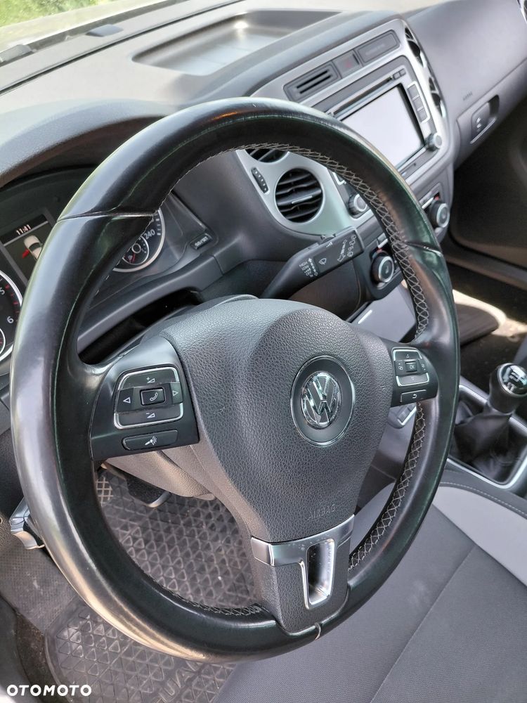 Volkswagen Tiguan 2.0 TDI DPF BlueMotion Technology Sport & Style - 18