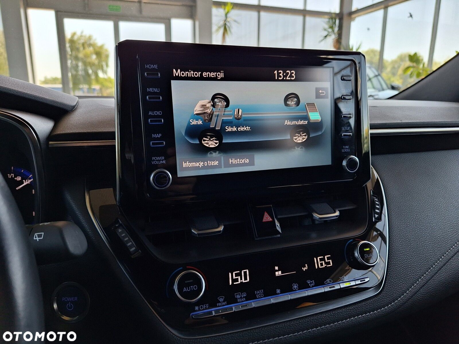 Toyota Corolla 2.0 Hybrid Comfort - 31