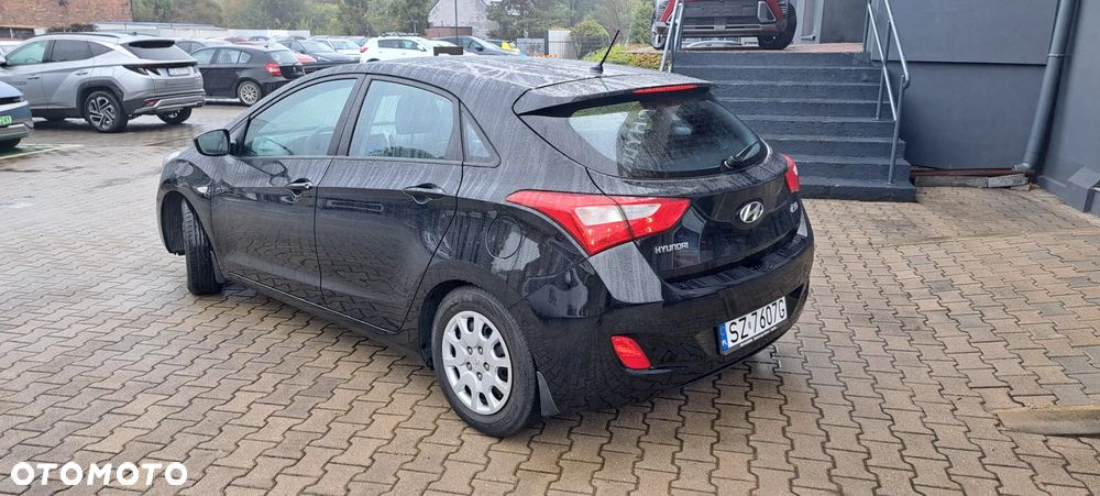 Hyundai i30 1.4 Classic + - 6