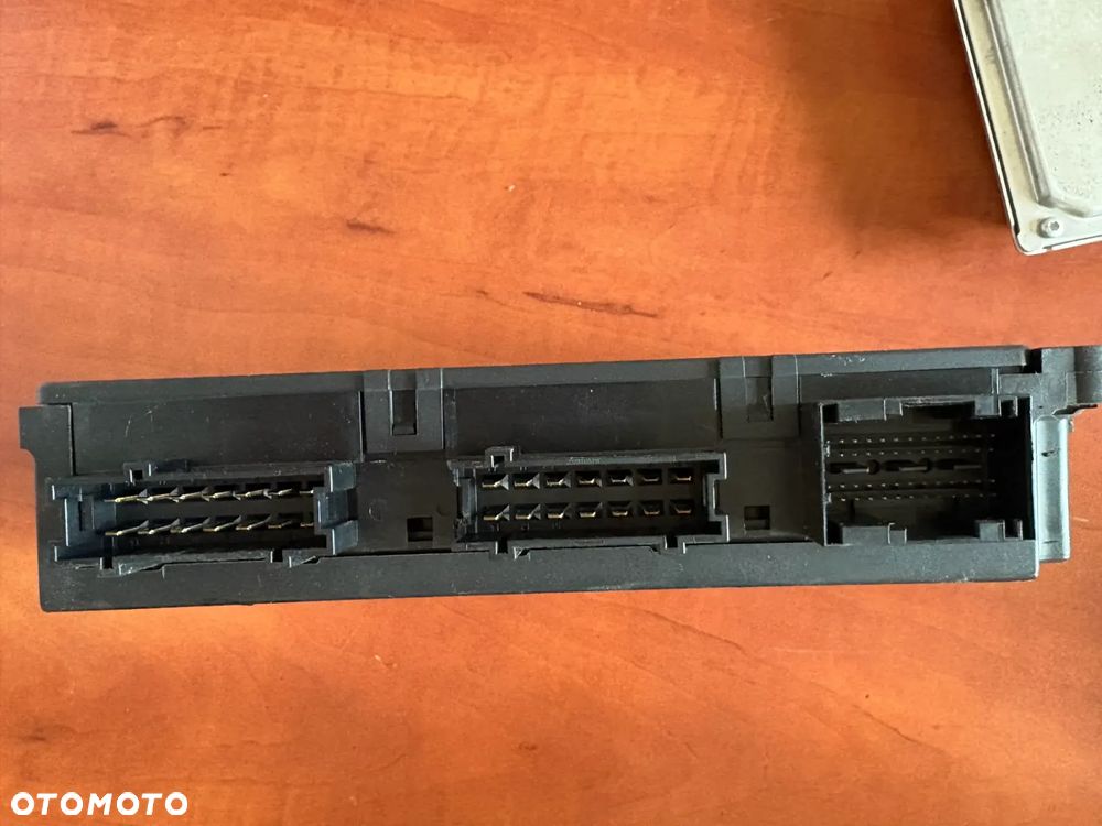 MODUŁ NADWOZIA MERCEDES CLK 209 2098200026 - 3