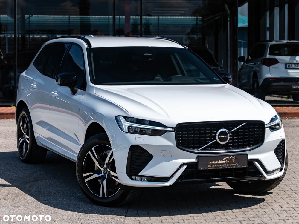 Volvo XC 60 B4 B Plus Dark - 4
