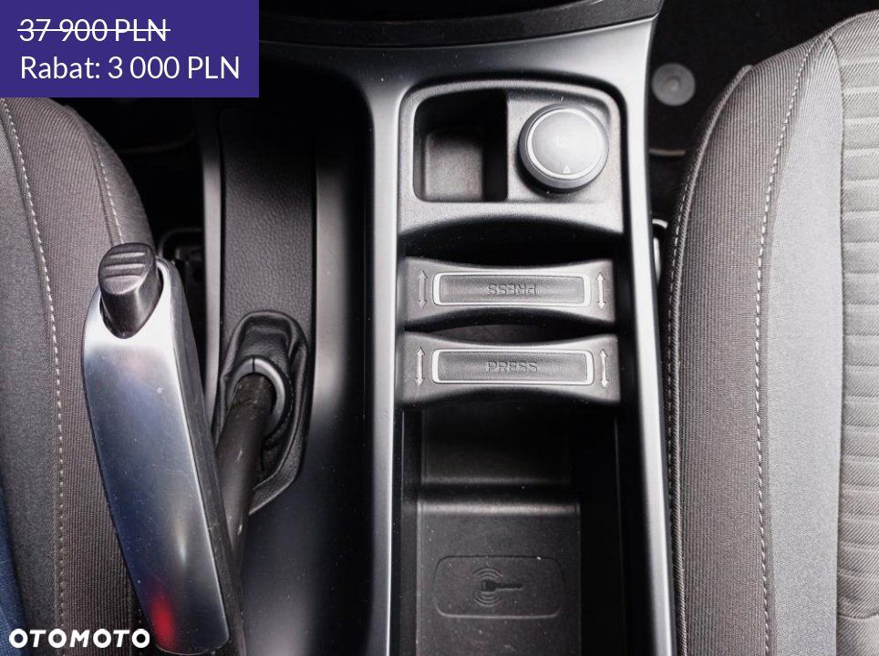 Ford Grand C-MAX - 30