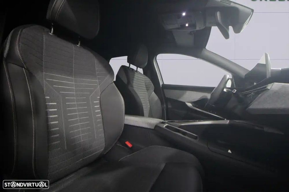 Peugeot E-3008 73 kWh Allure - 14