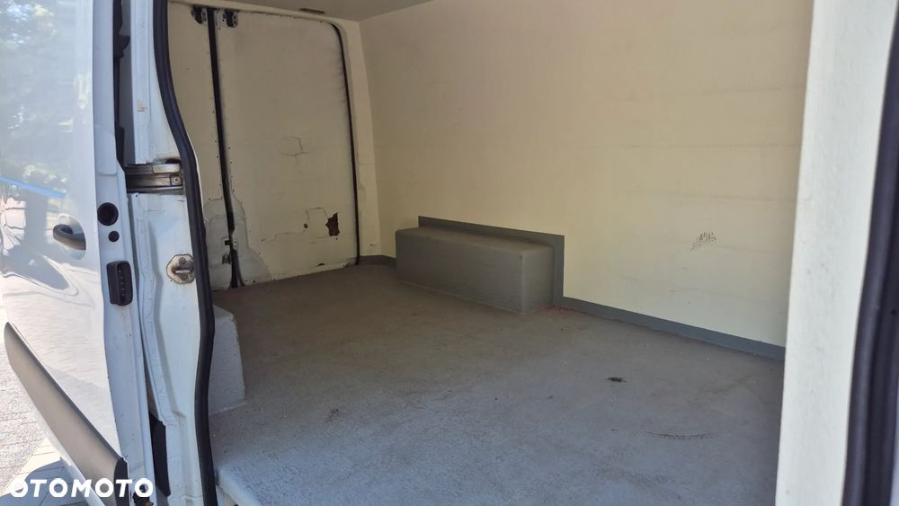 Mercedes-Benz SPRINTER - 12