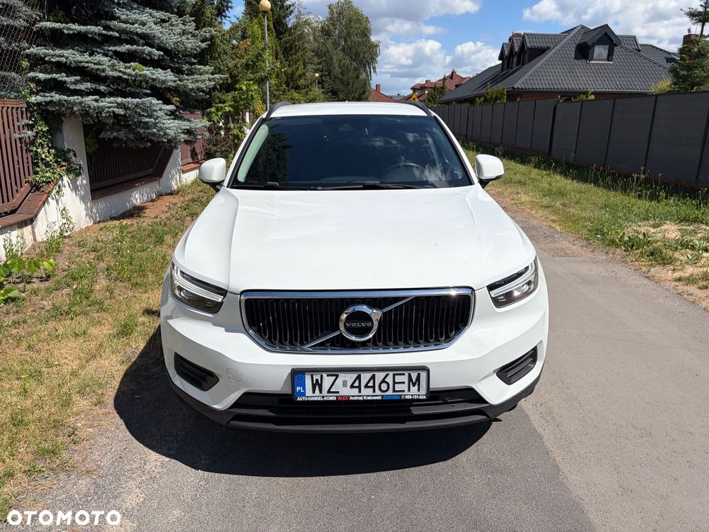 Volvo XC 40 T3 Momentum - 2