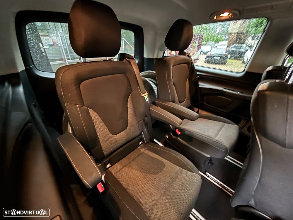 Mercedes-Benz V 220 CDI Longa 7G-TRONIC Avantgarde Edition - 15