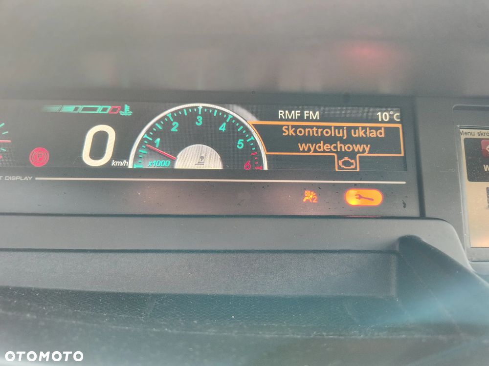 Renault Scenic 1.6 dCi Energy Bose Edition S&S - 9