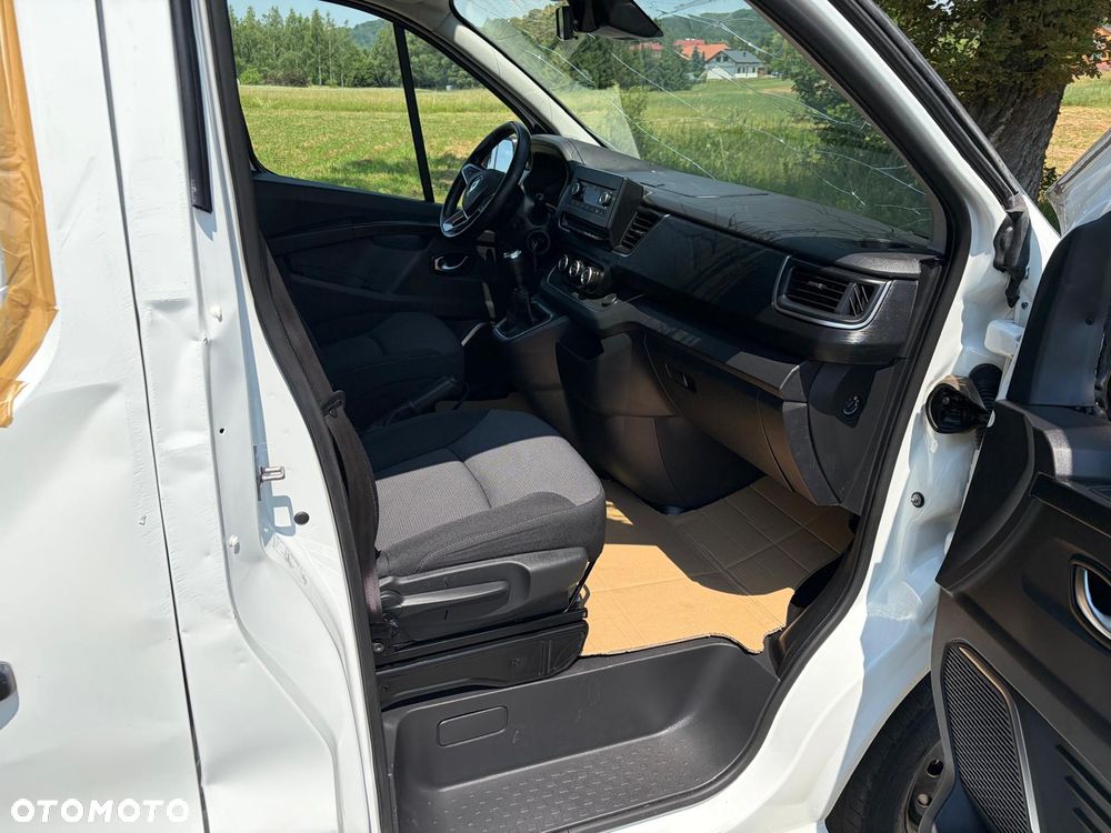Renault Trafic - 12