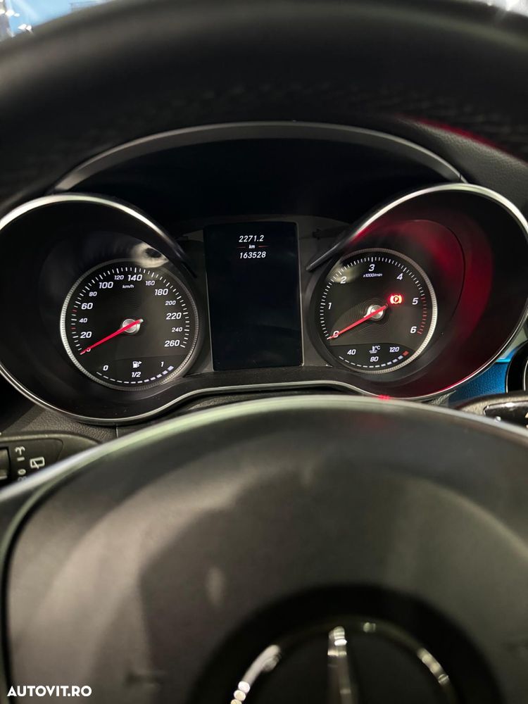 Mercedes-Benz GLC 250 d 4Matic 9G-TRONIC AMG Line - 4