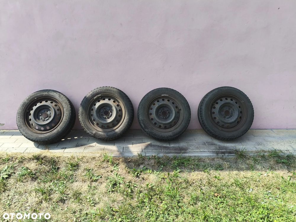 Sprzedam felgi stalowe 15" z oponami zimowymi matador 185/60 r15  do hyundai/kia - 1