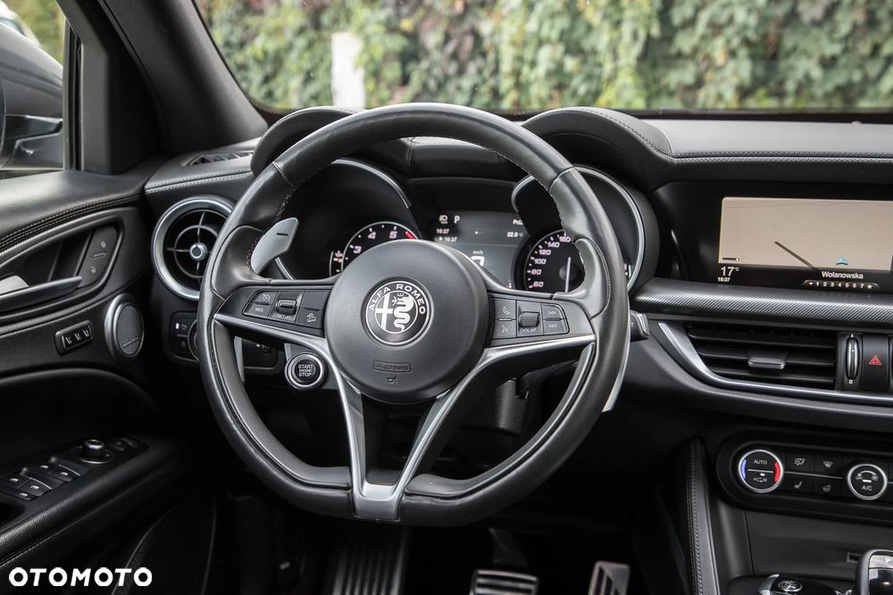 Alfa Romeo Stelvio 2.0 Turbo 16V AT8-Q4 Super - 32