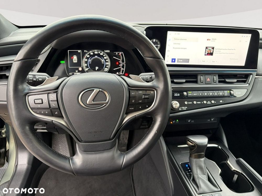 Lexus ES - 13