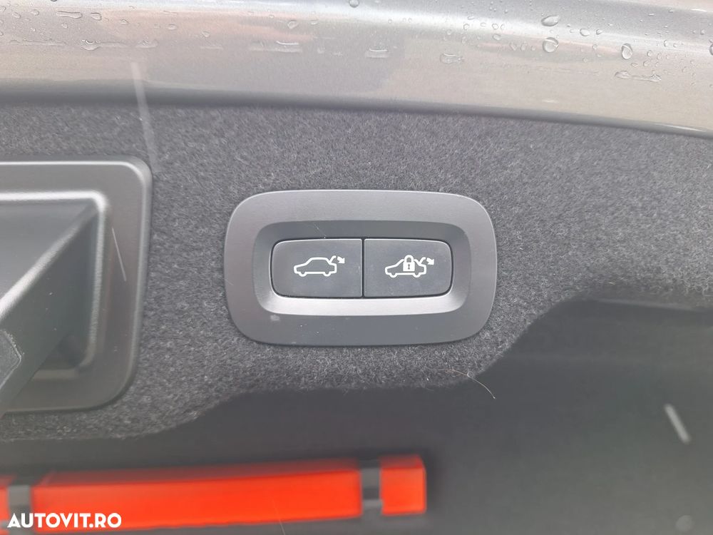 Volvo S90 T8 Recharge AWD Geartronic Inscription - 17