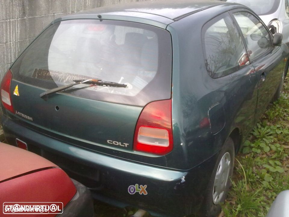Traseira / Frente /Interior Mitsubishi Colt 98