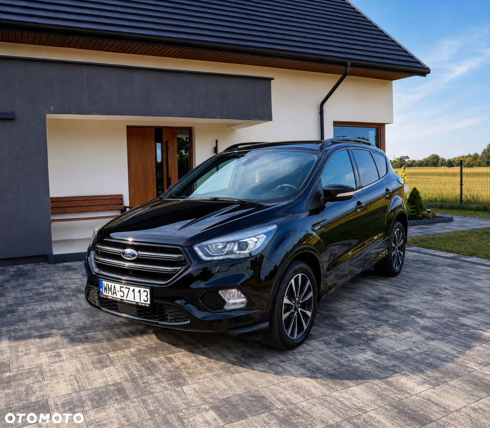 Ford Kuga - 1