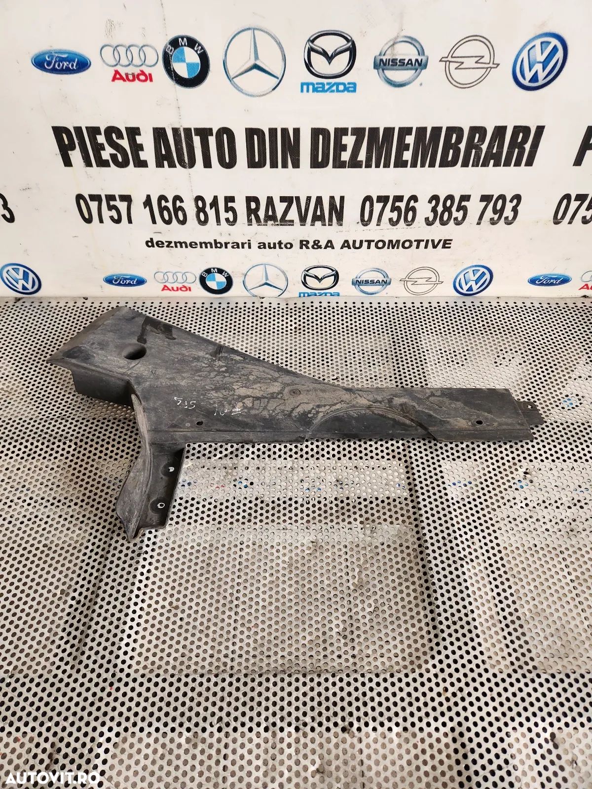 Scut Punte Spate Partea Stanga Bmw Seria 7 F01 F02 F03 F04 Dezmembrez Bmw F01 F02 Seria 7 - 1