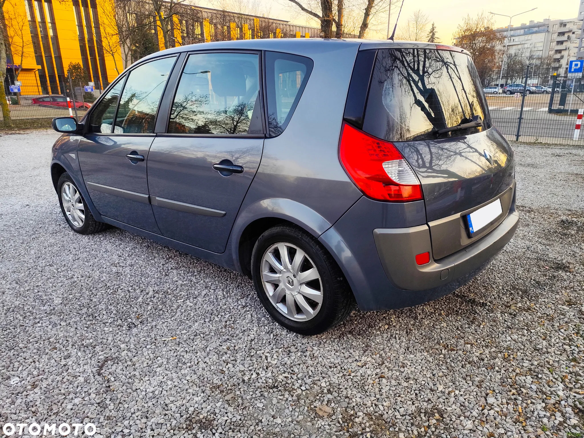 Renault Scenic 1.6 16V Privilege - 3