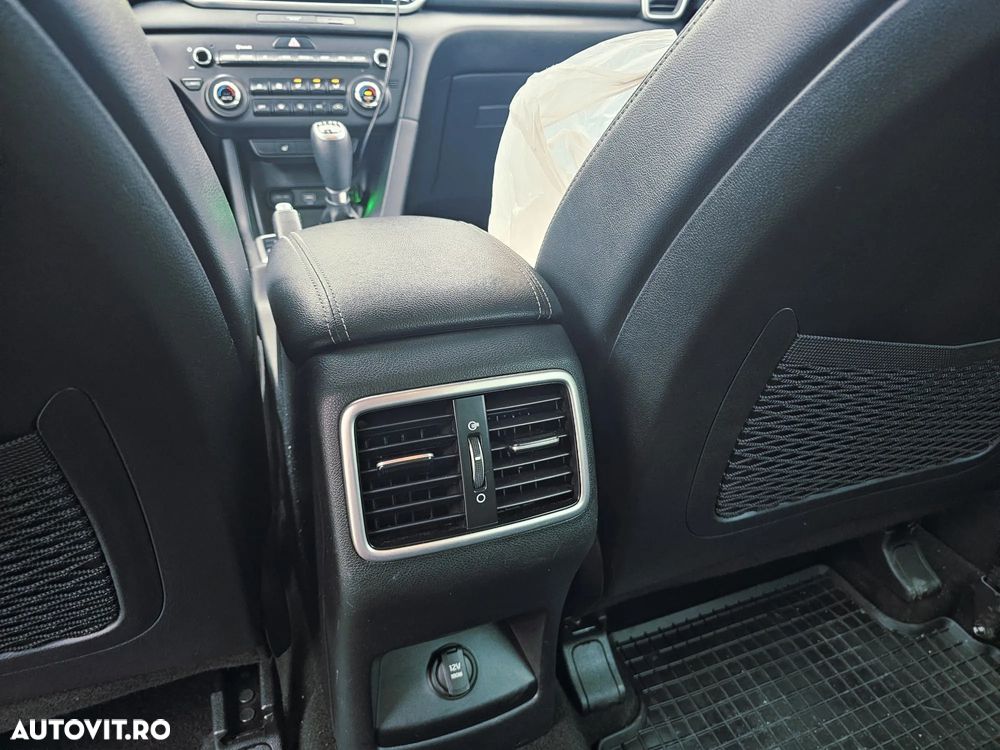 Kia Sportage 1.6 T-GDI 6MT 4x2 Plus - 9