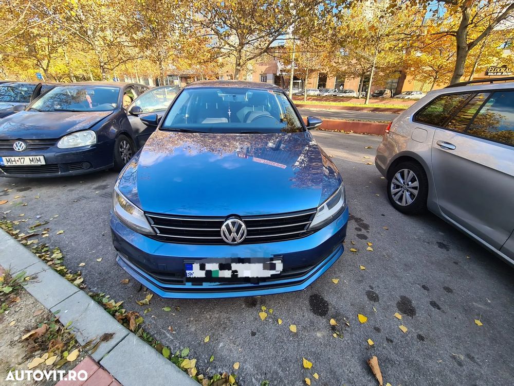 Volkswagen Jetta 2.0 TDI Comfortline - 6