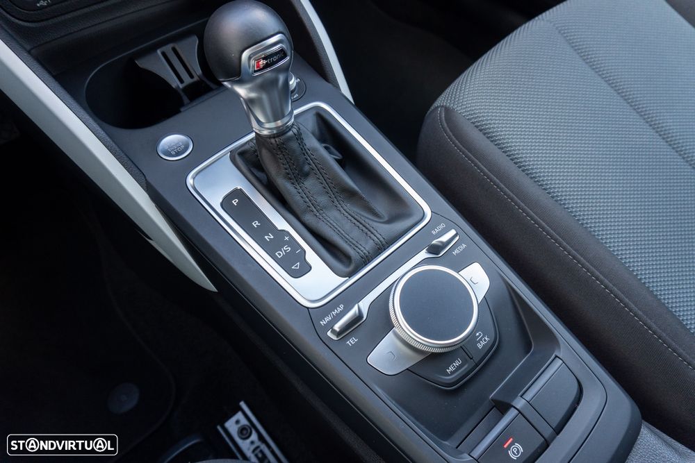 Audi Q2 30 TFSI Design S tronic - 22