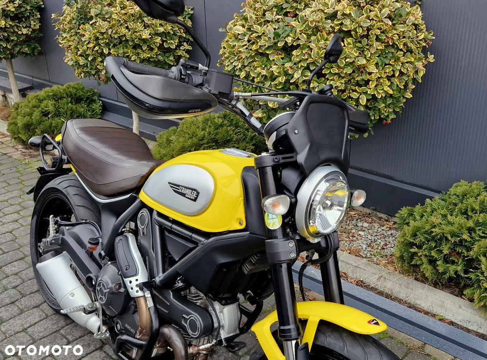 Ducati Scrambler - 13