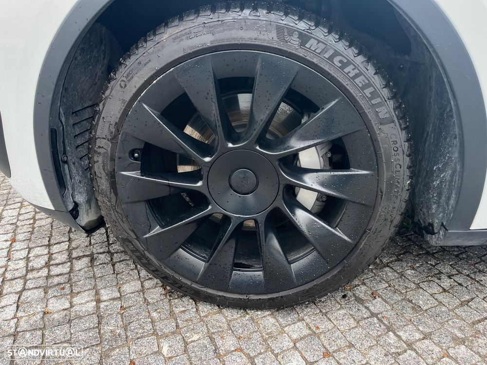 Tesla Model Y Standard - 16