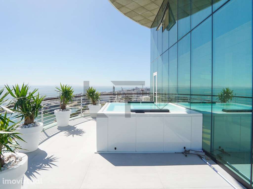 Apartamento Penthouse T3 Duplex com Vista Total de Rio para Venda, ... - Grande imagem: 3/57
