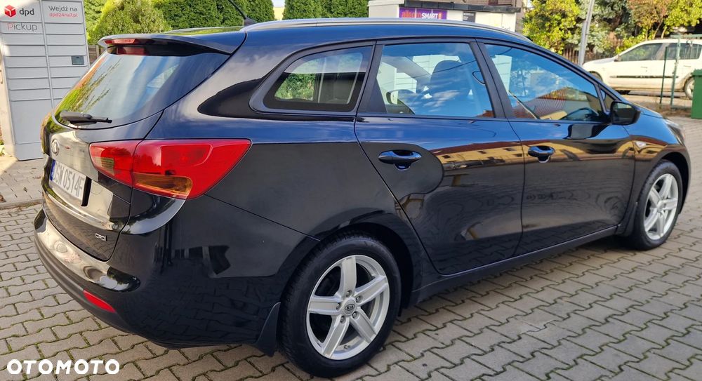 Kia Ceed Cee'd 1.6 CRDi M - 10