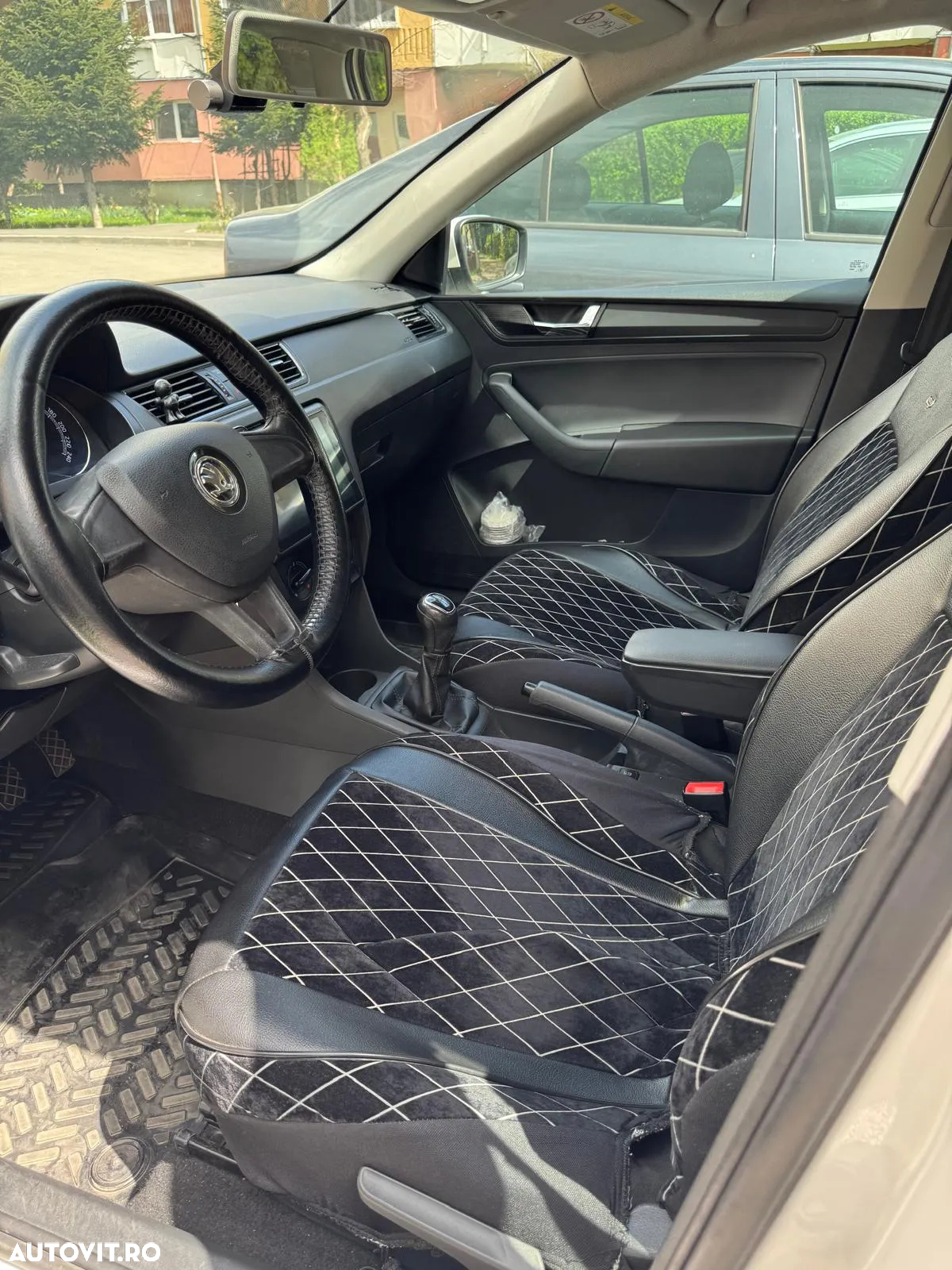 Skoda RAPID 1.4 TDI Ambition - 13