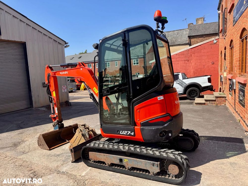 Kubota U27 - 2