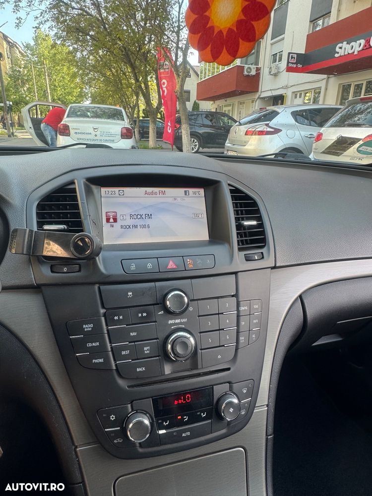 Opel Insignia 2.0 CDTI - 13