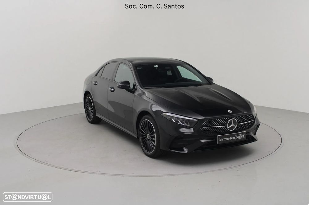 Mercedes-Benz A 250 Limousine e AMG Line - 3
