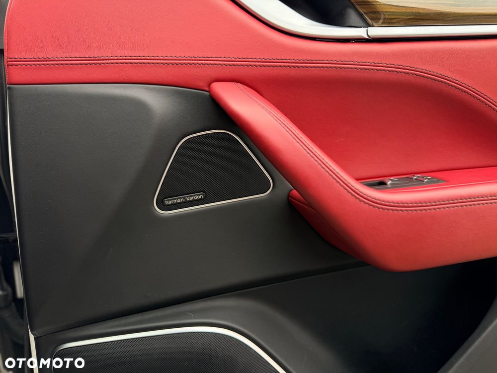 Maserati Levante - 25