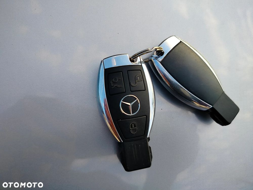 Mercedes-Benz Klasa C 200 (BlueTEC) d Exclusive - 33