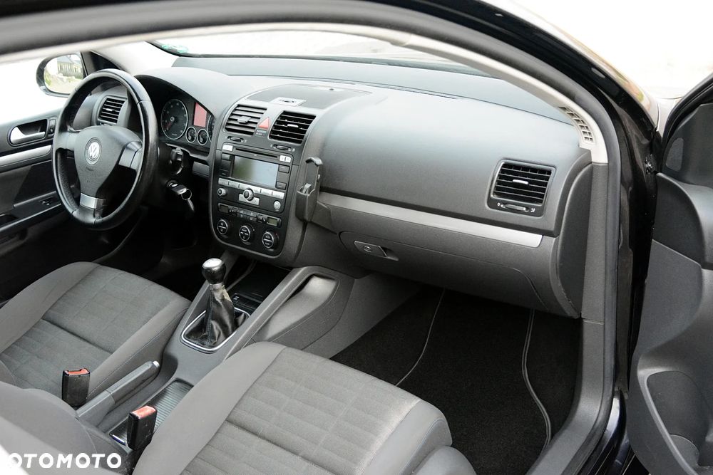Volkswagen Golf 1.6 Edition - 11