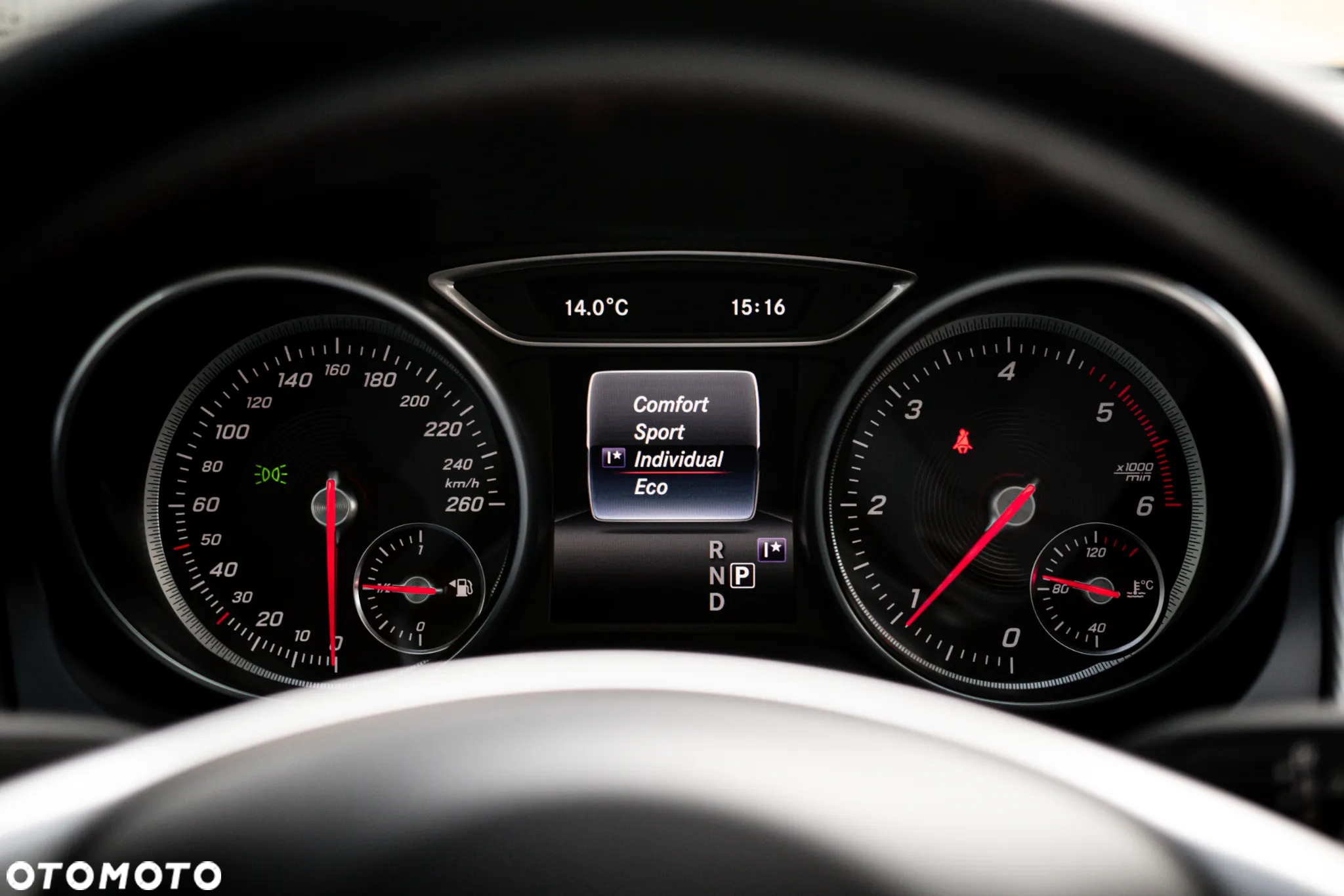 Mercedes-Benz CLA 180 d 7G-DCT AMG Line - 10